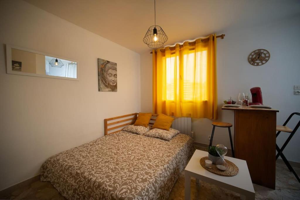 Fully Equipped Apartment Ideal For 2 People Marseille Exterior photo